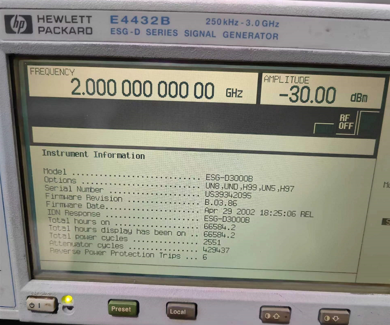 62cf6d8feaea3.png 信號源E4432B.png